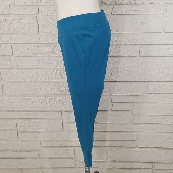 Lands End Activewear Capri Yoga Leggings - Picture 4 of 7